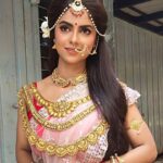 Sayantani Ghosh Instagram - 🌷Sati .... #subhomahalaya . . #shoot #shootmode #bts #onscreen #role #sati #mythology #indianmythology #costumedrama #indiantvserial #actor #actorslife #actors #look #lookoftheday #happy #smile #desigirl #sayantanighosh #sunday #haveaniceday #love #instalike #instagood #instadaily #instalove #instalikes 🌷