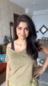 Sayantani Ghosh Instagram - 🙄Ankhiyon se, Ankhiyon se...
.
Since most of you voted for a funny reels,here it is ..😂
.
#reels #reelsinstagram #reelitfeelit #reel #funny #funnyvideos #funnyreels #trending #trendingreels #viral #instalike #instagood #instadaily #instagram #instalove #love #sayantanighosh ❤️