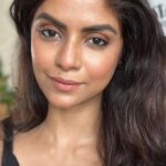 Sayantani Ghosh Instagram - 💋had to try this ... Let me know if you all like it. Happy Weekend❤️ #reels #reelsinstagram #reelsinsta #reel #reelsvideo #reelit #reelsindia #trending #trendingreels #trendingnow #makeup #makeuptransformation #makeupvideos #makeuptutorial #makeupreels #makeuphacks #makeuplover #makeupaddict #fun #weekend #love #sayantanighosh
