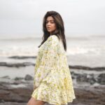Shafaq Naaz Instagram - Tell me something nice🌝 . . Photography by - @rk_fotografo Outfit by - @label_meesa @poppublishmedia