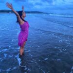 Shenaz Treasurywala Instagram - Stop! Stop 🛑 Don’t come to Goa. When I came here, things around me seemed normal but it’s the locals who love their state who educated me that it’s not normal and I’m grateful to them for that. These people have had to sacrifice a lot to make sure the virus does not get worse and I apologise for not being mindful of those sacrifices in my excitement. After being cooped in for 5 months, I got overwhelmed with the freedom i found in Goa and got carried away because i wanted to make travel content, something I haven’t been able to do for months. I knew Goa relies heavily on tourism so I was trying to do my best to tell people what is open and what’s not. Basically doing my job as a travel content creator but now I realise the reality of Goa and what the Goans really want is to be left alone for now until the situation gets better. The government has opened up the state but the locals are requesting you let Goa heal and stay away for now. #travelwithshenaz #travelhotelsmiles #goatruth