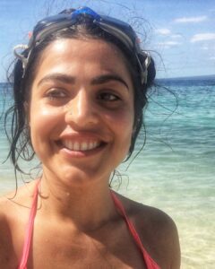 Shenaz Treasurywala Instagram - There's a reason I don't wear makeup 💄 or care about my belly. 

It's because I cared too much earlier - and I am done caring. 

In my first film there was so much body shamimg. I was "too fat", my belly apparently ruined the movie according to the director.  While the film went on to be the biggest hit- I was in depression- crying everyday - so now I do the opposite. 

Anyway I feel bellys are meant to be round. We are so mean to our bellys - I want to be good to my belly for a change. I spent my whole life hating my cute little round belly - sometimes it big, sometimes it's small 🥰 I'm going to give it some love! #lovemybelly

As for make up - ughhh!!! Sorry make up companies 😉
BUT
I think the best make up is sunshine, happiness and joy anyway. ❤️

#bodyshaming #fatshaming #bodypositive #nomakeup