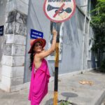 Shenaz Treasurywala Instagram - Which place in india do they HONK most???? Whats the most disturbing sound in the world for you? For me it's Honking. When someone honks I feel they are hitting my head, taking out my brain 🧠 shaking it and then scrambling it in a frying 🍳 Pan. Do you feel the same? Or is it just me? #travelwithshenaz #stophonking #noisepollution #shenaztreasury Pondicherry
