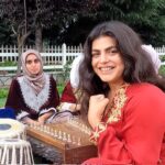 Shenaz Treasurywala Instagram - These girls really inspire me. They are defying all stereotypes and in a field which has only men. In their own way they are fighting patriarchy!!! Leave a message for the girls as they are waiting for a comment from you ❤️ shot on my @goproindia #yemberzal #sufimusic #travelwithshenaz #kashmir