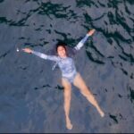 Shenaz Treasurywala Instagram - Do you go slowly one step at a time into freezing water or just jump in? What about in life? Do you jump in or are you cautious when making decisions?? Location: phi phi falls Meghalaya oh by the way 😜 leeches sucked my blood and I found a few on me when I was back in the car. BUT it was worth it!!!❤️ #meghalaya #Northeastindia #uniquetravels #travelwithshenaz @mghectorindia
