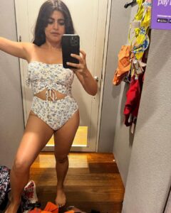 Shenaz Treasurywala Instagram - Dressing room diaries! 

Australia has the best shopping for beach lifestyle which is my ideal lifestyle ❤️🏄‍♀️

Swimwear and surf-wear, there is nowhere in the world better! 

And you know me. I can never decide. So much choice always makes me freeze! I can’t pick. Help me!!!