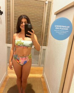 Shenaz Treasurywala Instagram - Dressing room diaries! 

Australia has the best shopping for beach lifestyle which is my ideal lifestyle ❤️🏄‍♀️

Swimwear and surf-wear, there is nowhere in the world better! 

And you know me. I can never decide. So much choice always makes me freeze! I can’t pick. Help me!!!