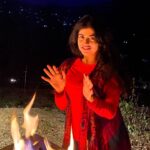 Shenaz Treasurywala Instagram - What's better than wine and a bonfire in the mountains? Feeling blessed @meenabaghhomes My great Indian road trip continues to be an adventure of a lifetime . I couldn't ask for anything more! #vivoV20 Shot on Vivo V20 (64MP rear camera night mode) @vivo_india #delighteverymoment #mygreatindianroadtrip The daily wagers in travel (tour guides, drivers, porters, etc) are helpless because they are usually not on salaries - they do work to make money StandWithTravel is a crowdfunding initiative where contribution made by travellers who care will reach these daily wagers to give them cash to survive today And they are more than happy to host the contributors in the future for trips with them. Support today - Your payment goes to a local travel business in a region of your choice. This cash will help them survive and support the local drivers, guides, porters, etc. Travel tomorrow - Redeem your contribution in the future and travel with the same small business you Supported. This has unlimited validity, so travel when you feel safe. LINK IN BIO