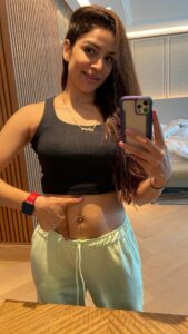 Shikha Singh Instagram - Kya aap bhi logo ke taano se pareshan hai ? Kya aap bhi #mindyourownbusiness #mybodymyrules #stopbodyshaming #ilovemybody sabko kehna chahte hai ?? 

Then this is for you !! 

#idontcare