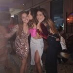 Shiny Doshi Instagram - Best nights are blurr and beautiful💖 What a party alice what a party👌🏻😛 #wepartiedhard Mannrangi