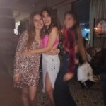 Shiny Doshi Instagram - Best nights are blurr and beautiful💖 What a party alice what a party👌🏻😛 #wepartiedhard Mannrangi