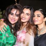 Shiny Doshi Instagram - Happy girls shine brighter ✨️ My sara💖 My yas 💖 #Diwali #party #allmine Home Sweet Home