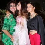 Shiny Doshi Instagram - Happy girls shine brighter ✨️ My sara💖 My yas 💖 #Diwali #party #allmine Home Sweet Home