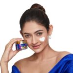 Shivangi Khedkar Instagram - 💗🧑🏻‍🔬Product that performs. Result that transforms. Have Sensitive Skin? Want to Reduce Acne, Dark spots & Enlarged Pores? Meet the NEW Visible Brightening AHA BHA SEA ALGAE Face Mask! ⭐👩🏻‍🔬 @DolfeiaSkincare 🧜‍♀️ See Visible Skin Transformation in 4 weeks!! 💗It Reduces inflammation and pores 🌟Targets acne, dark spots, scars and pigmentation 💙Floods skin with Hydration ☀️Make skin Glow instantly 🐬Balances skin microbiome ✨Increases collagen Give this brightening boost a try- 🧜‍♀️Shop now at DolfeiaSkincare.com 💙 Take their 30 days #GlowLikeADolphin Challenge! 📸 : @sschandane ° ° ° ° ° ° ° ° ° ° ° ° #skincareactives #chemicalexfoliation #salicylicacid #exfoliatingmask #vitaminc #skincaremask #sensitiveskincare #skincareblogger #skincareroutines #skincarescience #niacinamide #skincaretrends #skincareroutine #acnetreatment #acnecare #kojicacid #skinbrightening #antiaging #beminimalist #hyaluronicacid #acnetreatment #skininfluencer #dermatologist #explorepage #skincareaddict #acnescars #reelsinstagram #reelitfeelit #reelsindia
