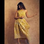 Shivangi Khedkar Instagram - ✨ . . . Makeup by @muatriveni Styled by @tanazfatima Outfit @tbwbyurvidama Earrings @mozaati Shot by @saniasadhale Photography team @khushal_tilloo_photo @kaus_tube @netraphotography Retouched by @sudarshanmhaskar
