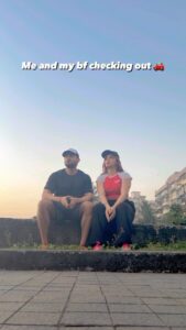 Shivani Jha Instagram - Thik thak the! 😂 haina? @leenesh_mattoo ❤️

#reels #explore #trendingaudio #trending #leevani #shivanijha #leeneshmattoo