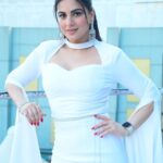 Shraddha Arya Instagram - ‘Cuz… white Not! ;) #kB #FavoriteColor #whiteGown #NudeMakeUp 📸: @surbhistudiophotography