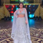 Shraddha Arya Instagram - For Zee Rishtey Awards Last Night! ❤️ @zeetv Styling:- @nehaadhvikmahajan Outfit:- @rajgharana.rg Jewelery:- @adan_creation_ Makeup: @afreen_makeupartist Hair: @hairtrendzbysmieta Manager : @knackfortalent