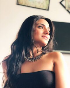 Shritama Mukherjee Instagram - Eventually you'll end up where you need to be, with who you're meant to be with and doing what you should be doing.🌻