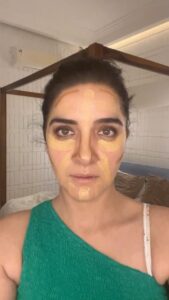 Shruti Seth Instagram - Face Paint 
How to conceal and contour your face. 

#makeup #concealer #contour #actor #shoot #shruphotodiary