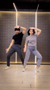 Shruti Sharma Instagram - Are we matching @akshaykumar energy?😍
-
.
.
@officialjoshapp 
Shot by : @versatile.saif x @jzee.video.pictures 
#Mainkhiladi #mohfam #dancevideo #shrutisharma #mohakmanghani #bollywood #bollywooddance