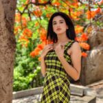 Shruti Sharma Instagram - 🤗🌿🥀 📸 @yogesh_gupta4545 Wearing @onlyindia #colors #nature #photography #shrutisharma #actor