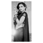 Shruti Sharma Instagram - 💜🤍💙 #chamcham #shrutisharma #blackandwhite #colored #life 📸 @mvsociaal Hair @aminashaikh3388 Make-up @yogesh_gupta4545 Styled by @praanavsrathod