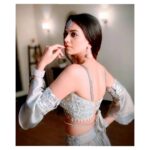 Shruti Sharma Instagram - #chamcham 💖 👗& Styled by @praanavsrathod Makeup & 📸 @yogesh_gupta4545 Hair by Pramila di #namakishqka #chamcham #kahani #stagelook 2 #silver #arabian #style #shrutisharma