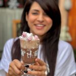 Simple Kaul Instagram - Hot chocolate with peppermint at @thehomemadecafeandbar 😝 Totalllly hottttttttt !! The Homemade Cafe