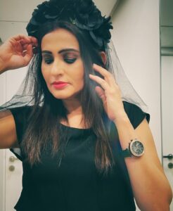 Smita Bansal Instagram - Hocus Pocus 🪄
#halloween2022  #corpsebride #black #smitabansal #october #instapic