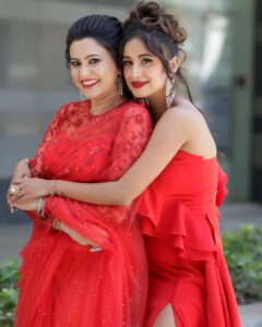Smita Bansal Instagram - Hi Beautiful!❤️
#bhagyalakshmi #malishka #neelamoberoi #zeetv #zee @zeetv @bansalsmita_