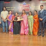 Sneha Wagh Instagram - Grateful!! Thank you @lokmatsakhimanchmumbai for this special GunGaurav Vishesh Puraskar… ❤️ Lots of Love, Saranghae . . #lokmatsakhi #happiness #blessed #gratitude #grateful #thankful #worldsariday #sarange #sarangesneha #snehawagh #ssnehawagh