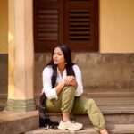Sohini Sarkar Instagram - আপনবেলা … 🌿🌿🌿 . . . #gaze #winterwarmth #sunset #warm #mood #potd Kolkata