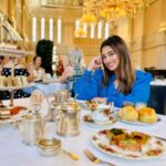 Somi Khan Instagram - ¨A smile is a curve that sets everything straight ……😁