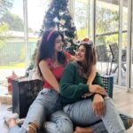 Somi Khan Instagram - Merry Xmas 🎄 from our family to yours 🧑‍🎄❄️ ———————————— . . . #christmas #christmastree #christmasdecor #xmas #merrychristmas #christmastime #love #winter #handmade #natale #christmasgifts #santa #christmasdecorations #christmasiscoming #holidays #holiday #gift #navidad #santaclaus #christmaslights #art #instagood #december #noel #gifts #smallbusiness #family #giftideas #photography #snow
