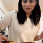 Soumya Seth Instagram - Cooking is fun with tiny helping hands. All they need to do is participate 😍😆 every child is a baker at heart!! Great Falls, Virginia