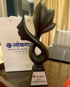 Soundarya Sharma Instagram - Thank you @lokmat for this recognition! ✨
Grateful to have received an award as #RisingStarOfTheYear 2023 🙏🏼😇
@vijayjdarda @rishidarda @amruta.fadnavis @lokmat_sakhi 
Thank you each and everyone for believing in me ♥️

#SoundaryaSharma #RisingStarOfTheYear #2023 #BiggBoss16 #BB16 #SoundaryaSquad #SquadSoundarya