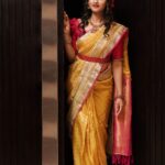 Sowmya Menon Instagram - सब कुछ तूने दिया ♾नामो नामो।❤️ Pc @jeffysketches Muah @alagne_signature Costume @chakitha_designs @janki_remya_akhilesh Jewellery @midasbeautymartkochi #theultimatereality #mahashivratri #feelingblessed #grateful
