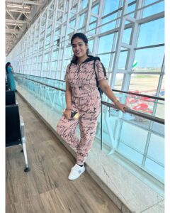 Srinisha Jayaseelan Instagram - Singapore are you ready 💜❤️😍🔥
Very much excited to see you all in @immancomposer sir’s live in concert on 25th September at Esplanade hall !💜❤️

#singer #playback #dimman #live #singapore