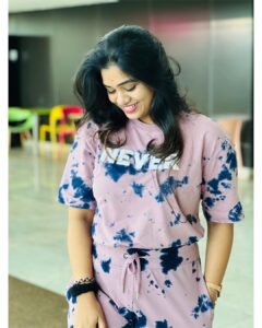 Srinisha Jayaseelan Instagram - Hello Malaysia 💜❤️