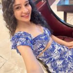 Sukirti Kandpal Instagram - Haaan Haan mai apni favourite hoon. Get over it 🕶️.OG