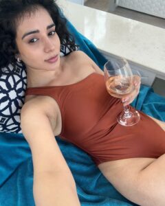 Sukirti Kandpal Instagram - Vibes 🪬