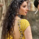 Sukirti Kandpal Instagram - Billo , hoton pe ha ha . So me 🌸👩🏻‍🦱 Styled by @ashnaamakhijani Outfit @elaan_rahul Accessories @rubansaccessories Managed by @triptigoy