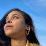 Sumona Chakravarti Instagram - Look up when the world gets you down🌞🍀🌺 Blue Skies, Trees & Sunsets…. What else could i ask for..? Some Gelato 🍨 🤤 Canada