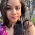 Sumona Chakravarti Instagram - *Appreciation Post* ….because i got many compliments for my hair n skin in Lucknow hence thought of this post. Thank you Doc @drrashmishettyra for being my skin & hair protector for god knows how long! Yes the bong genes help & yet so much effort one has to put in given the pollution, weather change, harsh lights we face, all the make up n hair products we use for such long hours. The hair & skin both have a mind of their own & the only one who knows how to tame them is you Doc. So thank you for taking care of me always 🤗🥰💛 P.s the hairfall has reduced considerably 😂🙈