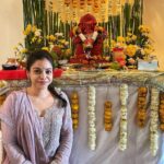 Sumona Chakravarti Instagram - Ganpati Bappa Morya! 🌼🌸🌼🌸 #MyVibeMyTribe #friendshipgoals ♥️♥️