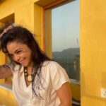 Sumona Chakravarti Instagram - Dance with the wise; stand for what’s true, that way, when the wild things come, your heart will know what to do. -Unknown 🐝🦄🦋🐚