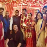 Sumona Chakravarti Instagram - Crazy Kolkata weekend it was.. From shaadi to reunions.. reliving old “ITC” days... how time flies! Heartiest congratulations Teji & Shreya 💜🥂💜