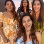 Sunayana Fozdar Instagram - Madness ! 😜😝🤪 @sunayanaf @perneet.chauhan @nupursarvaiya #comedyreels #friends #crazyreels #reelswithfriends #girlgang
