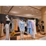Sunayana Fozdar Instagram - #ad It's Shop O'Clock for me all the time and I had Real Songkran experience with Paragon shopping mall, Bangkok recently🛍️ It is the perfect destination to shop, eat and have fun with your friends & family all under one roof!! From unique Thai designers to my favourite brands, it is a shoppers paradise in true sense. Go visit now and have a memorable time with friends & family this summer💕 Pro Tip: Don't forget to get VAT refunded when spending 2,000THB and above at the information counter!  #paragonshoppingmall #paragondepartmentstore #siamparagon ​ #thailandsummer #summercollection #bangkokshopping #btssiam #thailandsummer​ #summernewcollection #bangkoksongkran2023 #themallbangkok #placetovisitinthailand #thailanddestinations #mallsinbangkok #paragondepartmentstore #gourmeteats #thailandnewyear #songkran2023